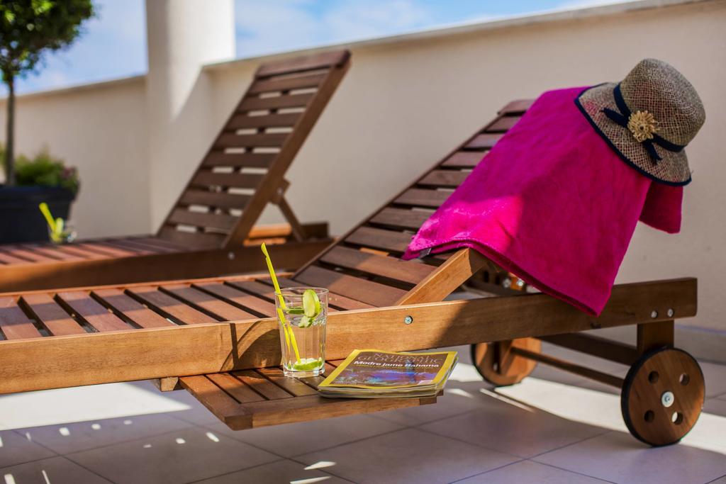 Rooms Margarita Stobreč Εξωτερικό φωτογραφία