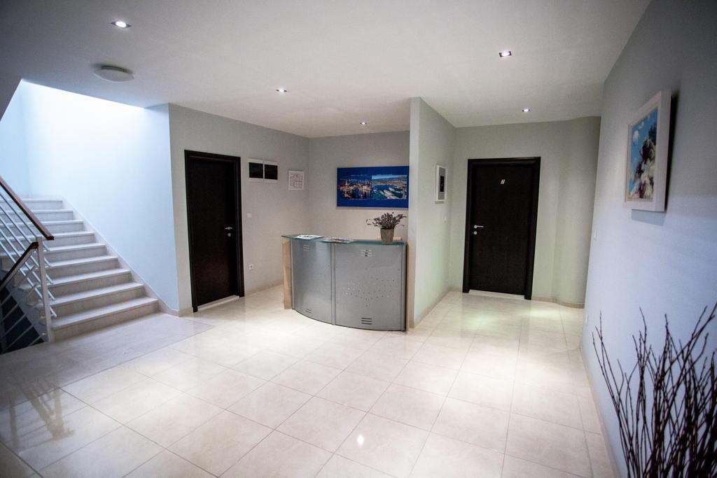 Rooms Margarita Stobreč Εξωτερικό φωτογραφία