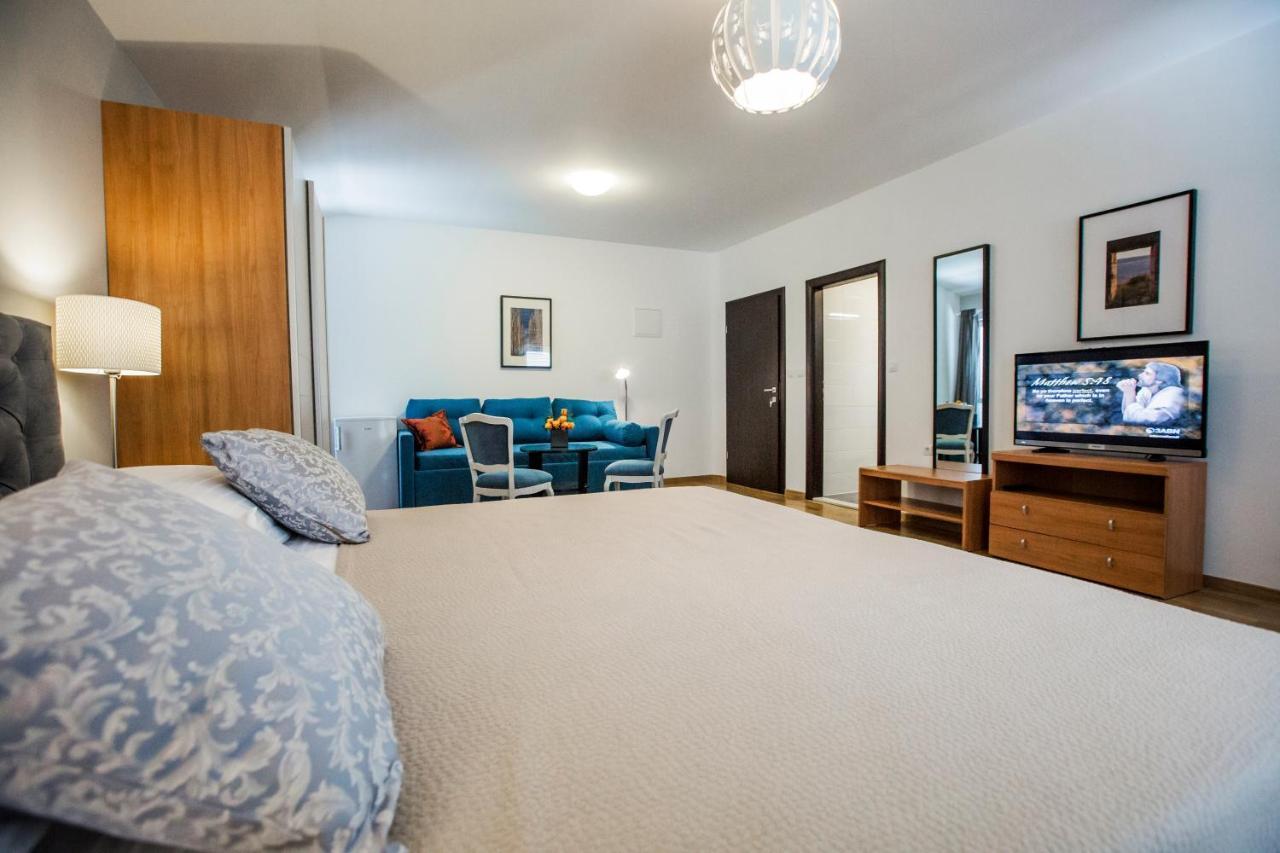 Rooms Margarita Stobreč Εξωτερικό φωτογραφία